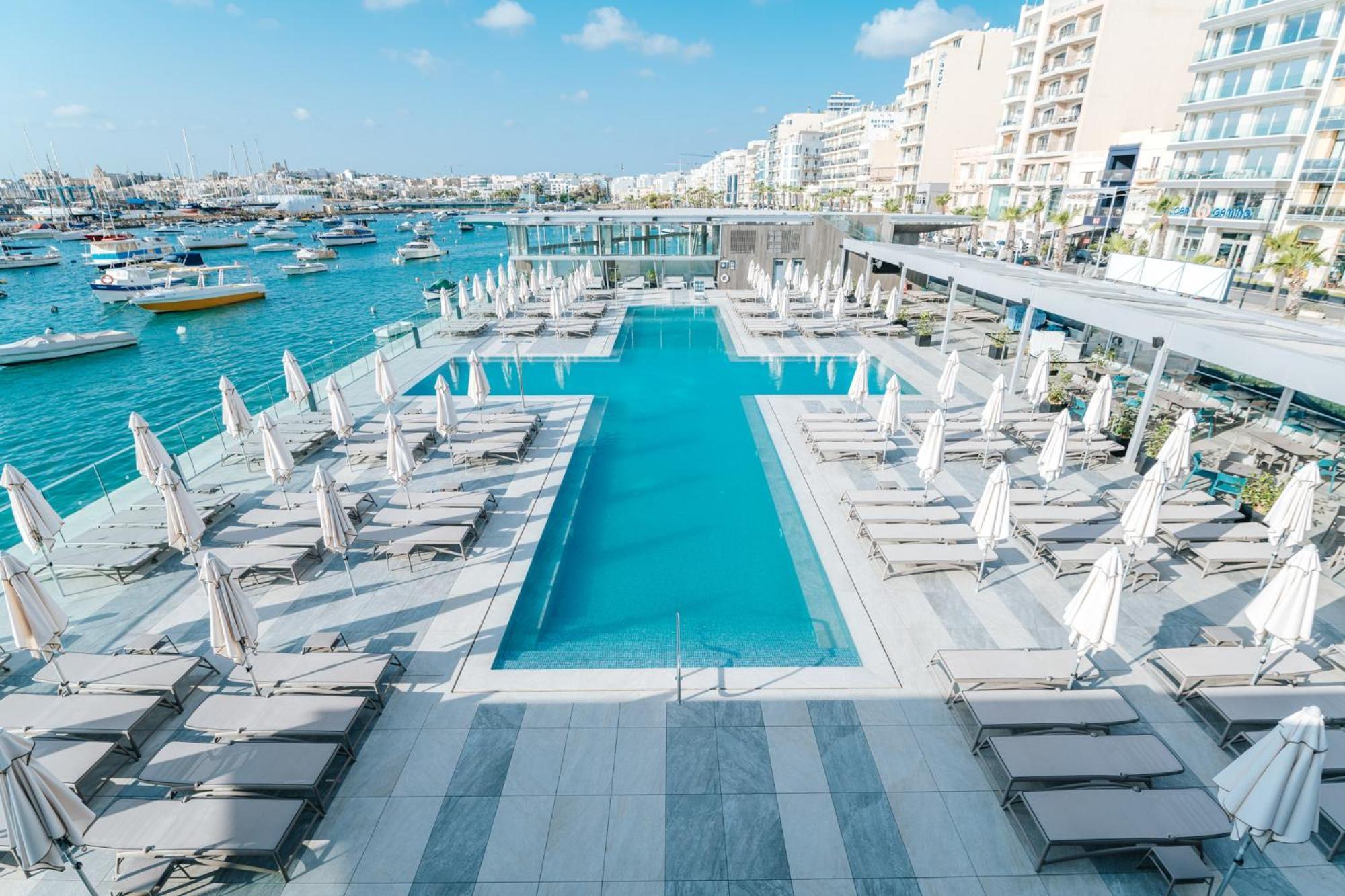 Blubay Apartments By St Hotels Gzira Exterior photo